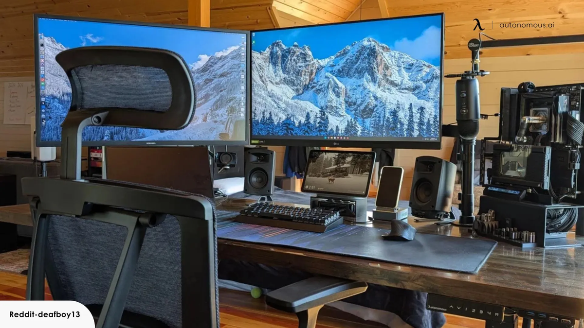 Optimizing Your Desk for Dual-Monitor Use