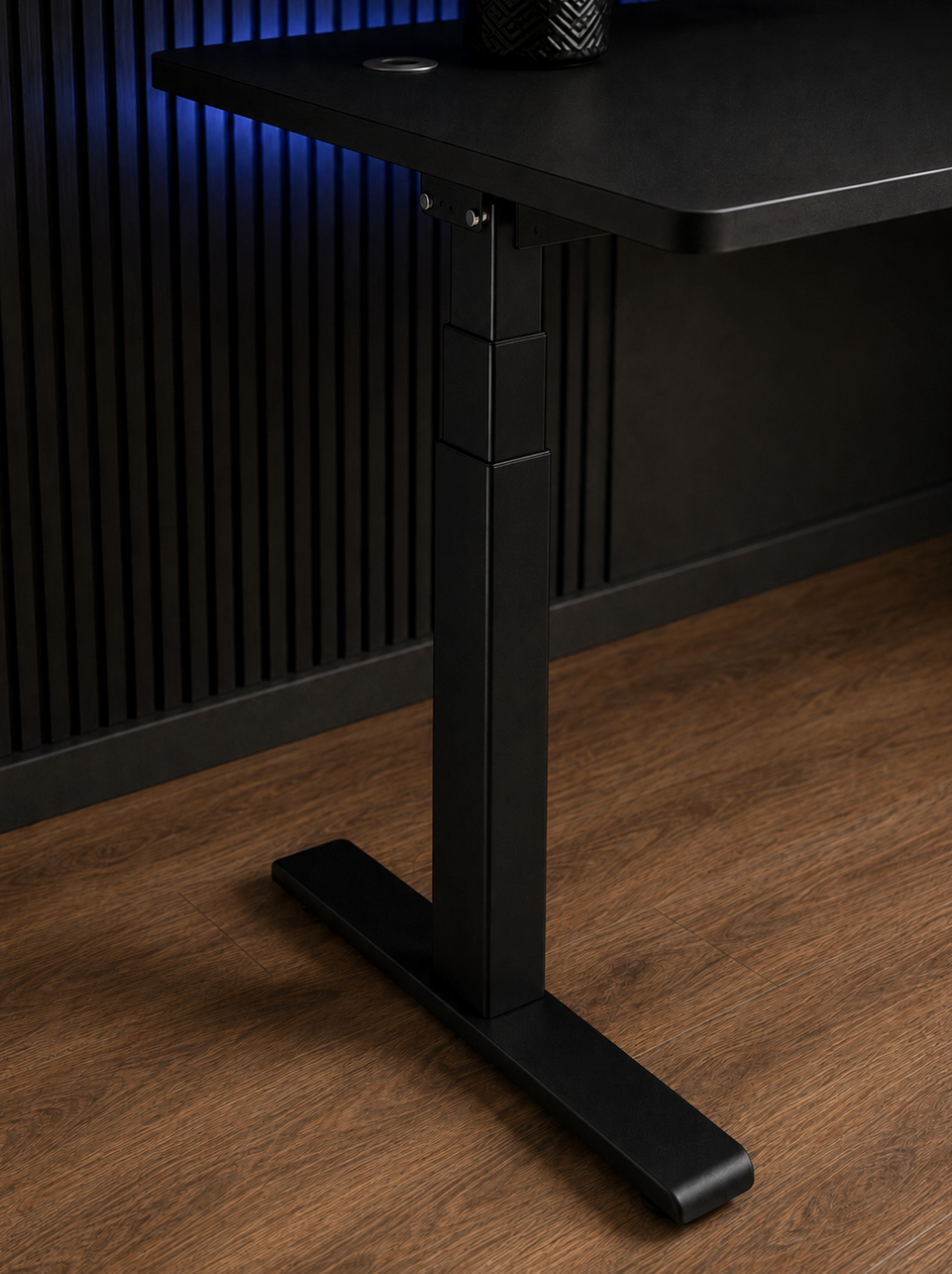 Ergowave Black L-Shape Electric Standing Smart Gaming Desk (1.6m)