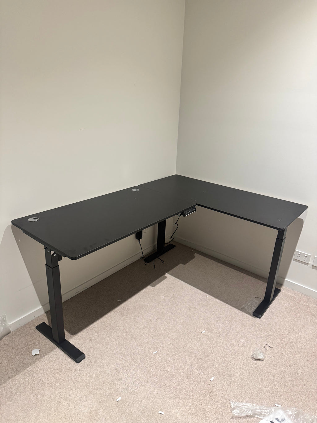Ergowave Black L-Shape Electric Standing Smart Gaming Desk (1.6m)