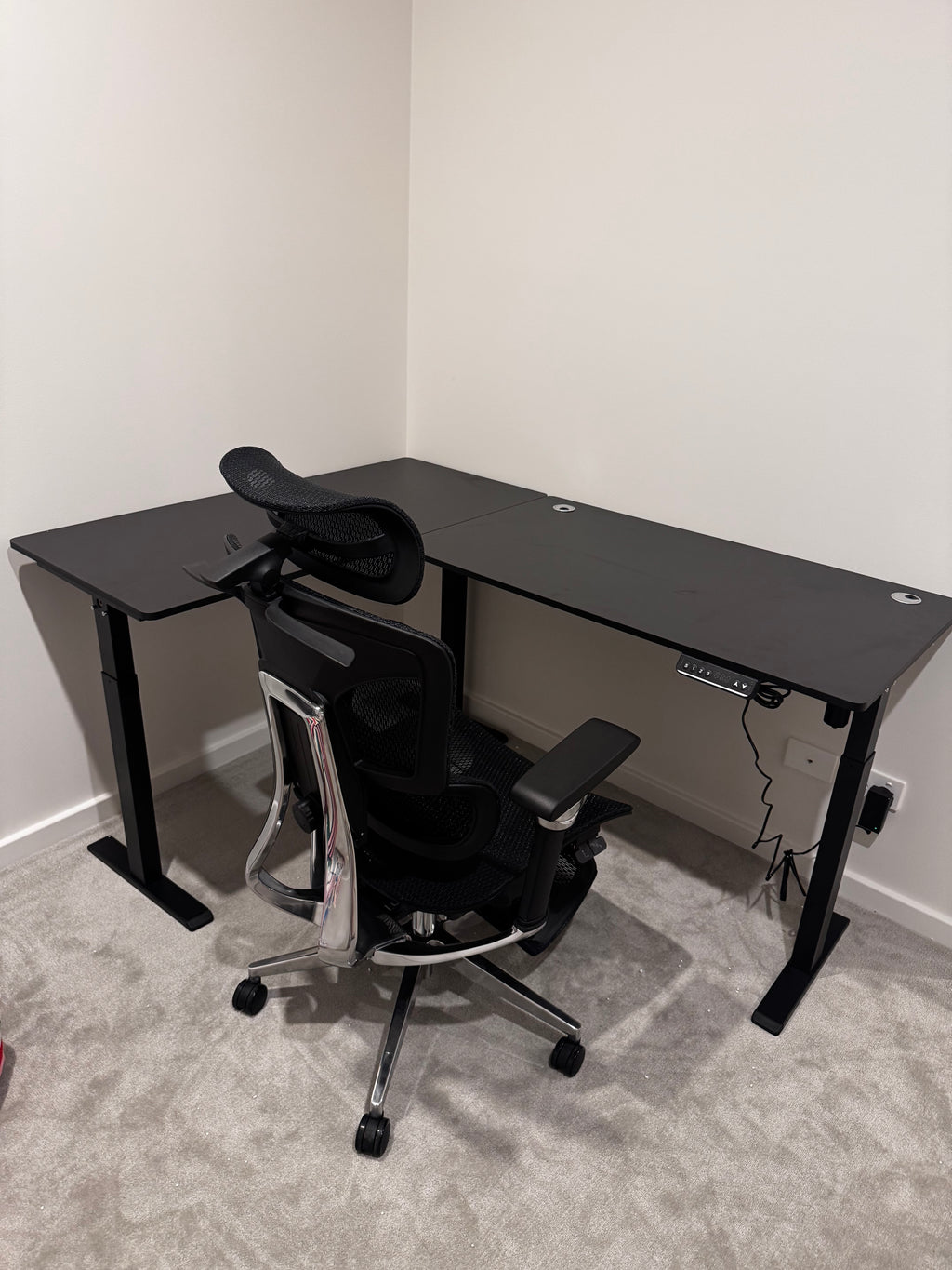 Ergowave Black L-Shape Electric Standing Smart Gaming Desk (1.6m)